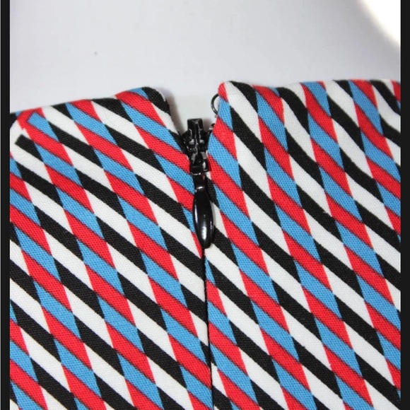 NWT 1. State Womens Back Zip Crew Neck Cut Out Striped Dress Multicolored Medium - Picture 4 of 8